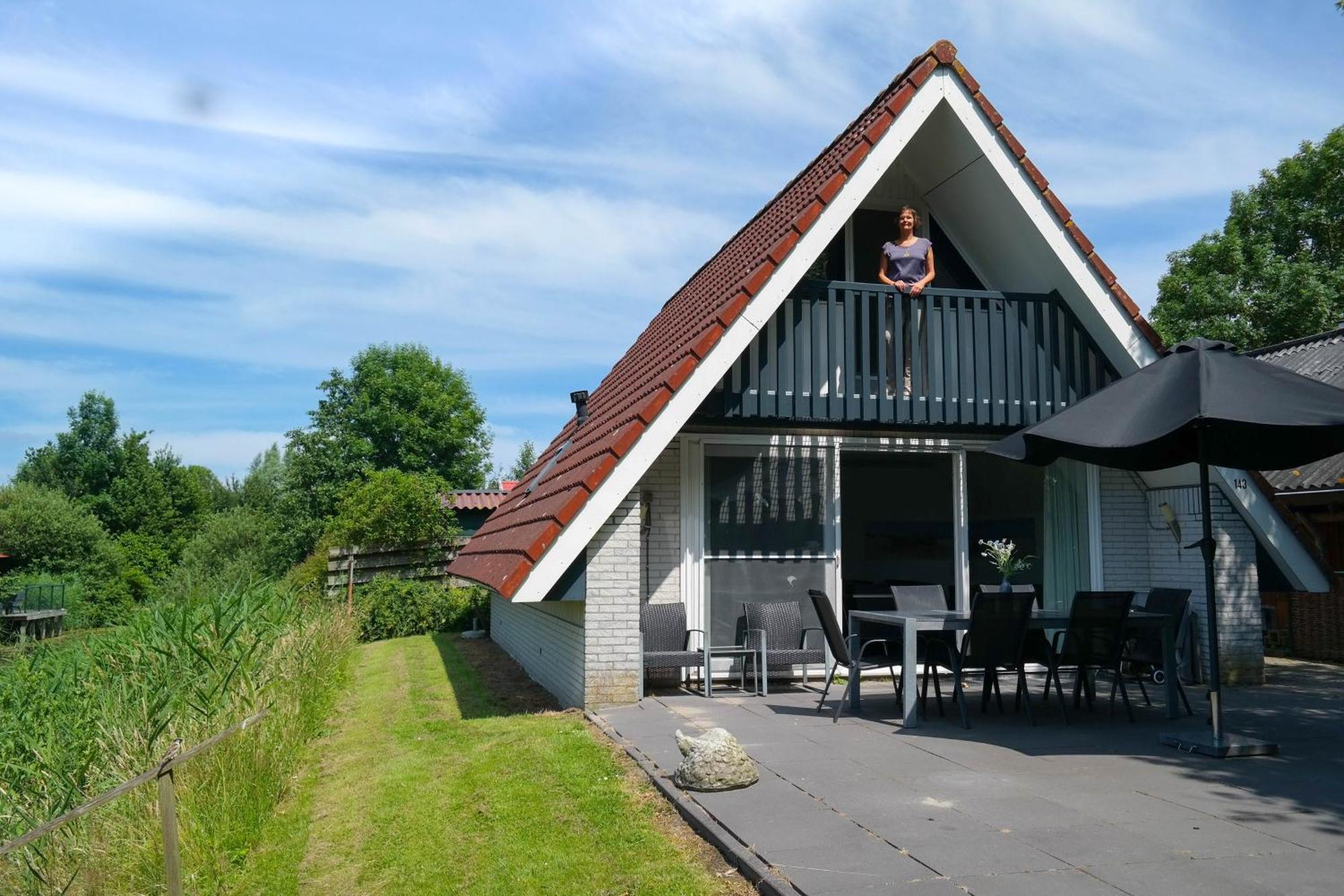 אנג'ום Sonnenhaus 6 Pers House With Sunny Terrace At A Typical Dutch Canal & By Lauwersmeer Lake. מראה חיצוני תמונה